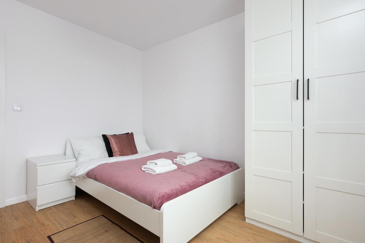 Family Apartment Nearto Old Town Vermelo By Neartopl คราคูฟ ภายนอก รูปภาพ